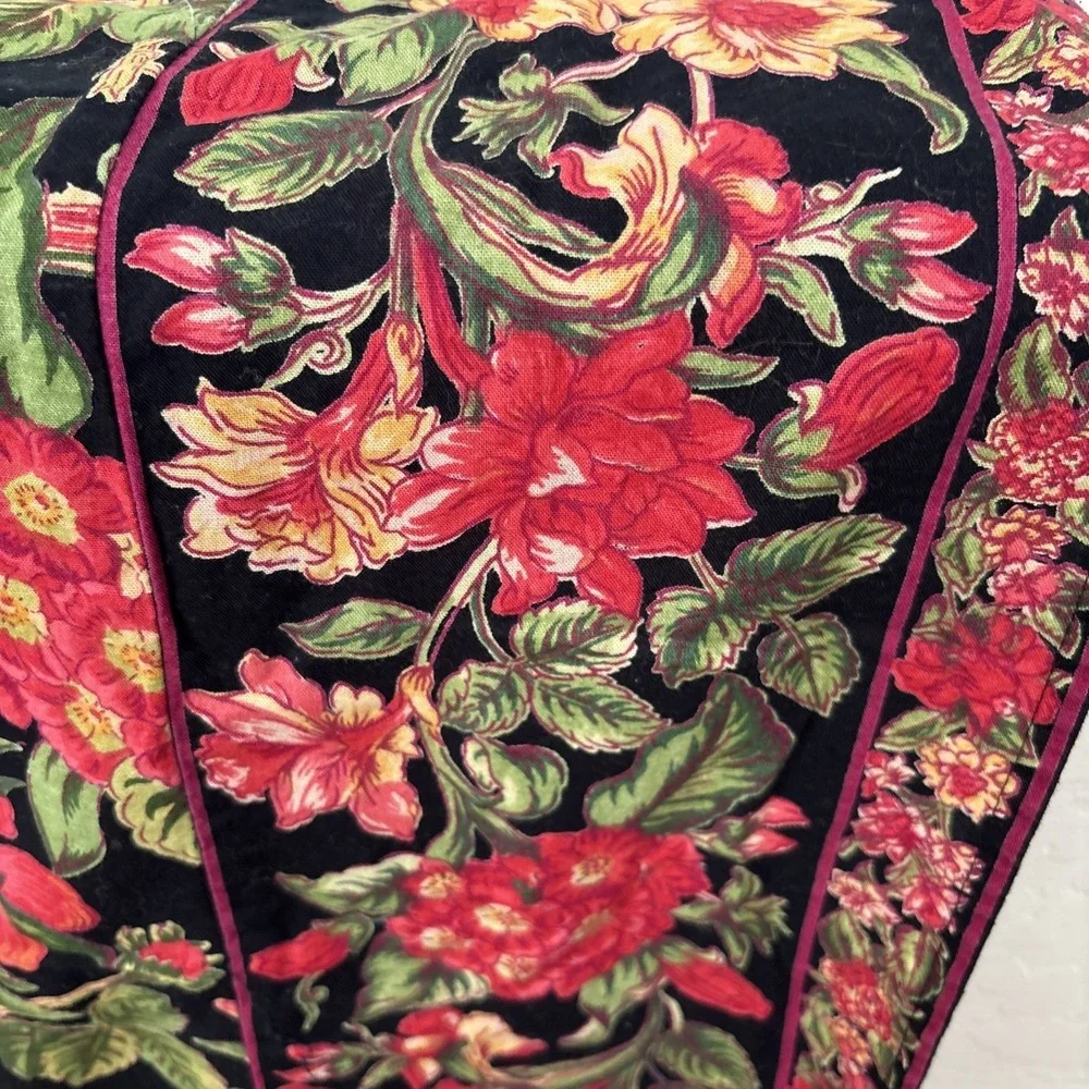 April‎ Cornell Black Floral Long Cotton Tablecloth 60x84